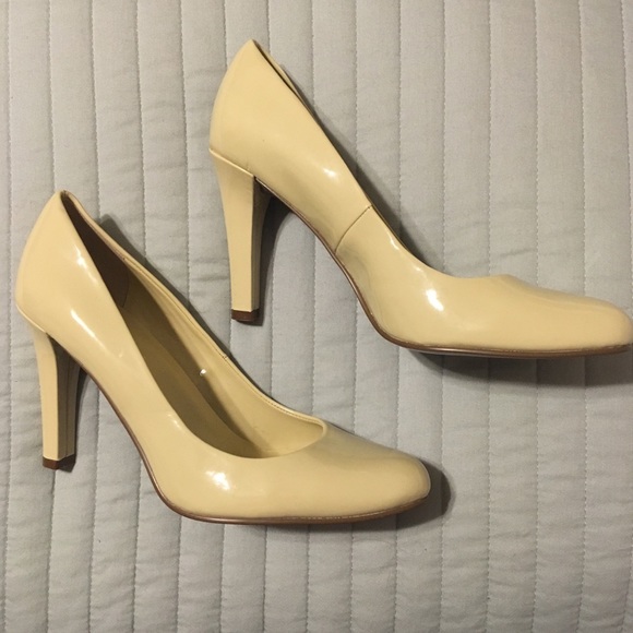 👠 Ralph Lauren Heels 👠 - Picture 4 of 7
